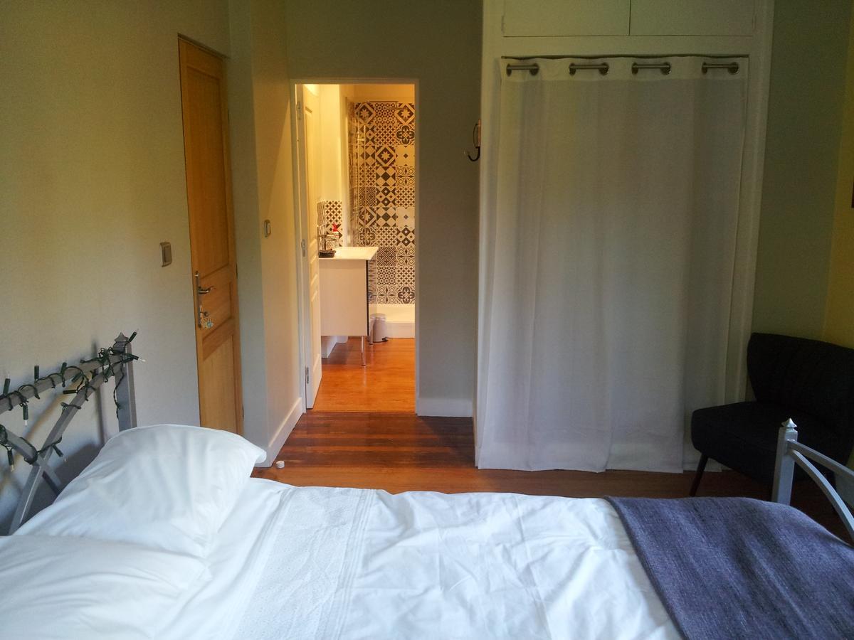 コンフォラン 13 Bees Bed & Breakfast エクステリア 写真