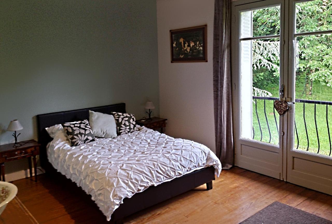 コンフォラン 13 Bees Bed & Breakfast エクステリア 写真
