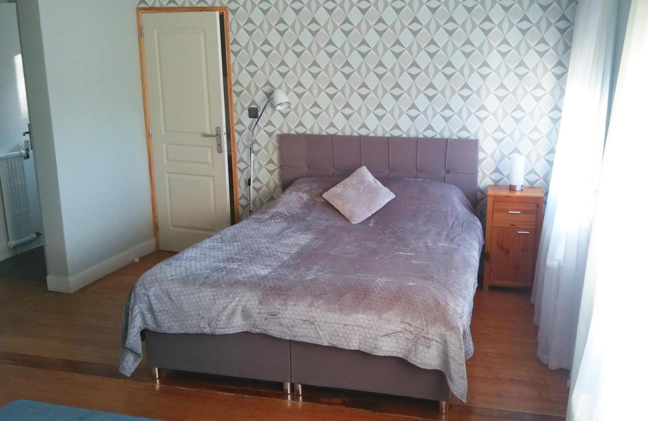 コンフォラン 13 Bees Bed & Breakfast エクステリア 写真